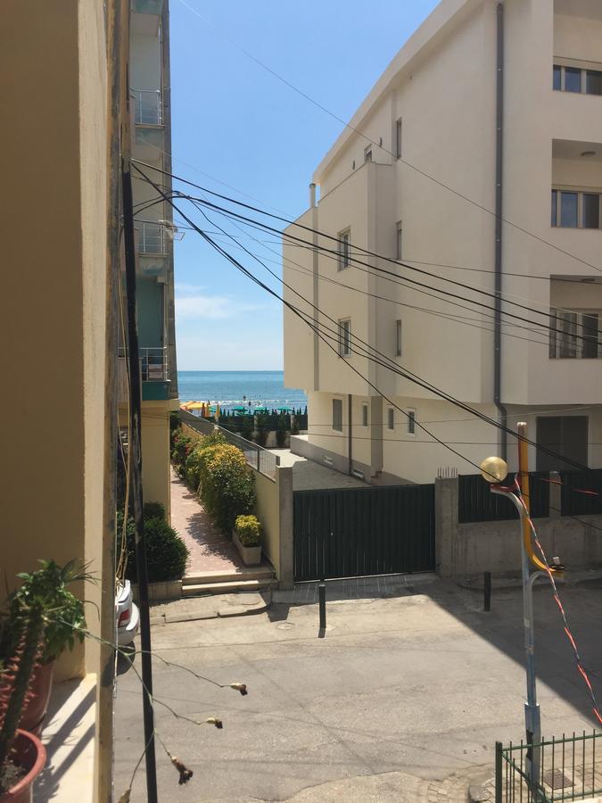 Seaside Apartments Dıraç Dış mekan fotoğraf